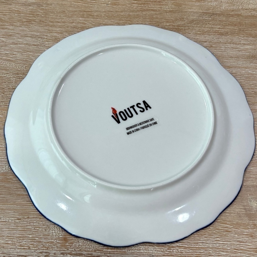 NWOT Anthropologie Voutsa Winterland Dessert Plate, Fox, Out of Stock - Picture 3 of 6